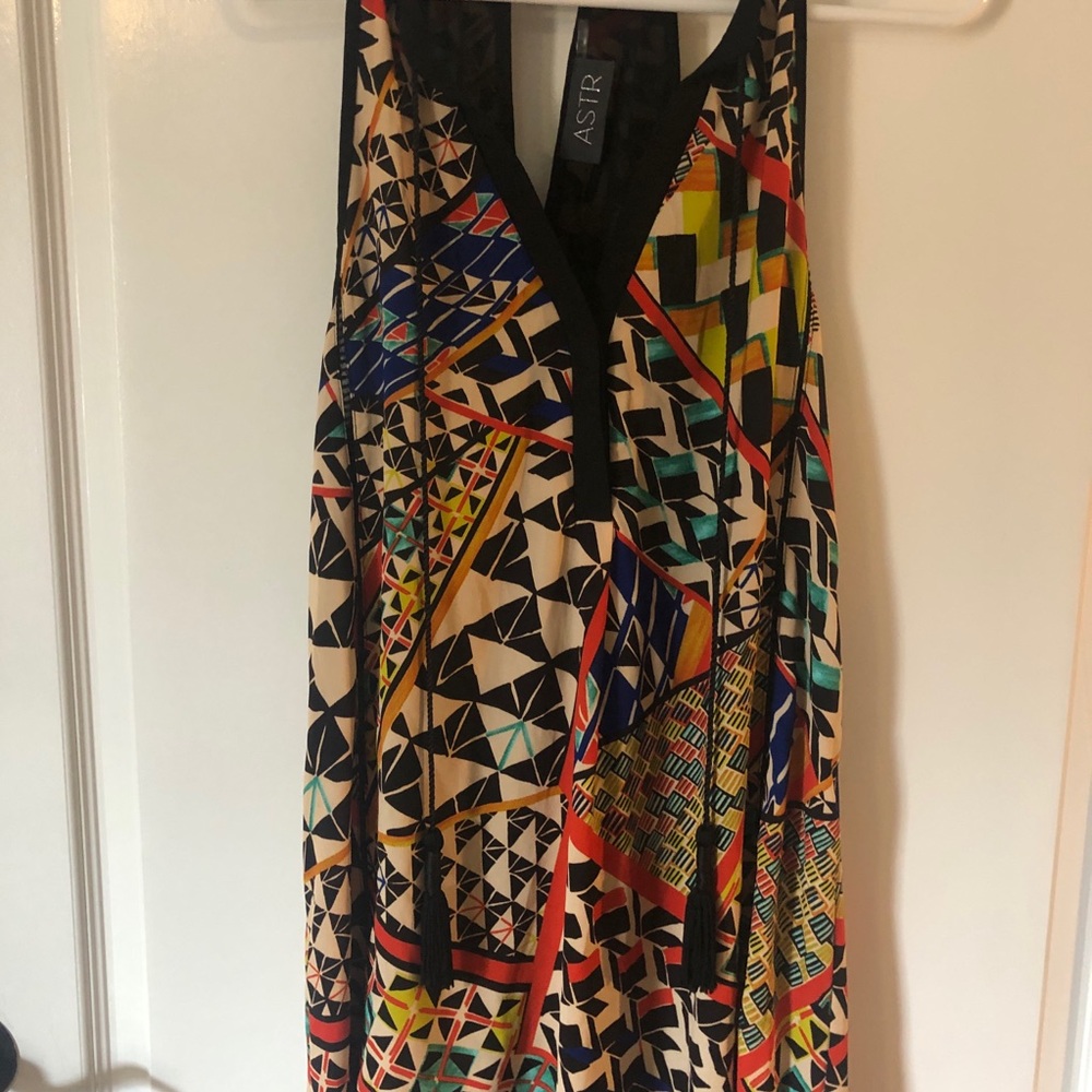 Astr Geometric Multi Color Shift Dress - Picture 2 of 5